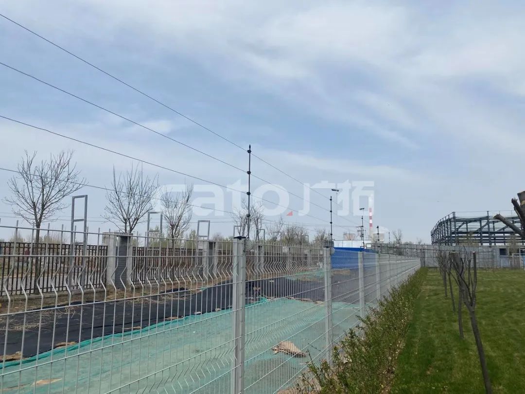 為什么廊坊這個工廠的周界用了兩種安裝方式？(圖7)
