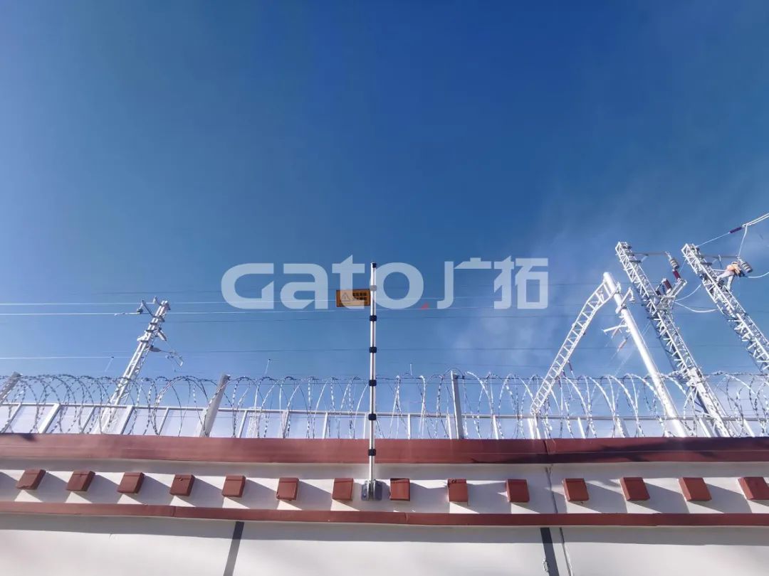 在海拔3700米高原裝電子圍欄是什么體驗(yàn)？ 打卡西藏第一條電氣化鐵路(圖8)